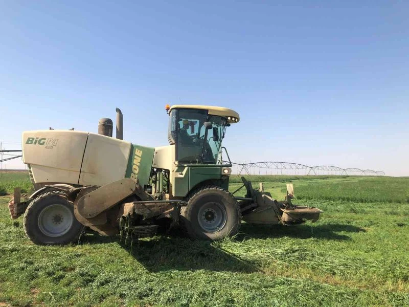 TİGEM’de kendi yürür çayır biçme makinesi kursu verildi
