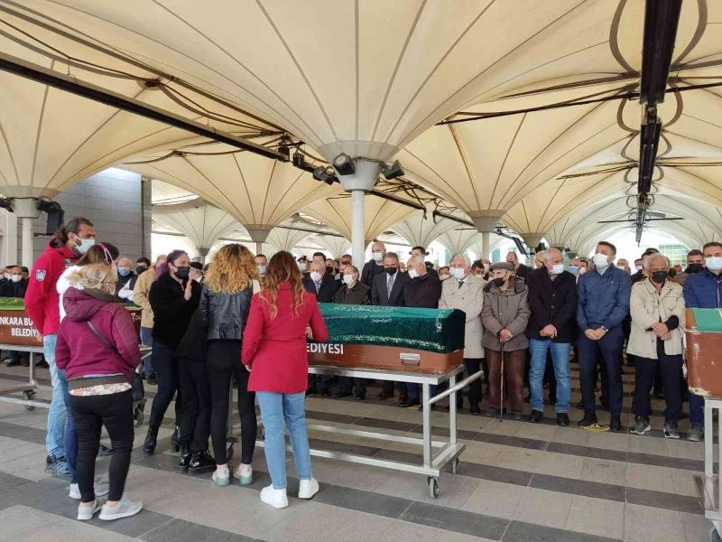 Evinde ölü bulunan eski İçişleri Bakanı Güler’in yeğeni toprağa verildi
