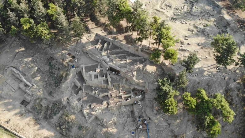 Yumuktepe Höyüğü, bugüne kadar 2 binin üzerinde eser verdi
