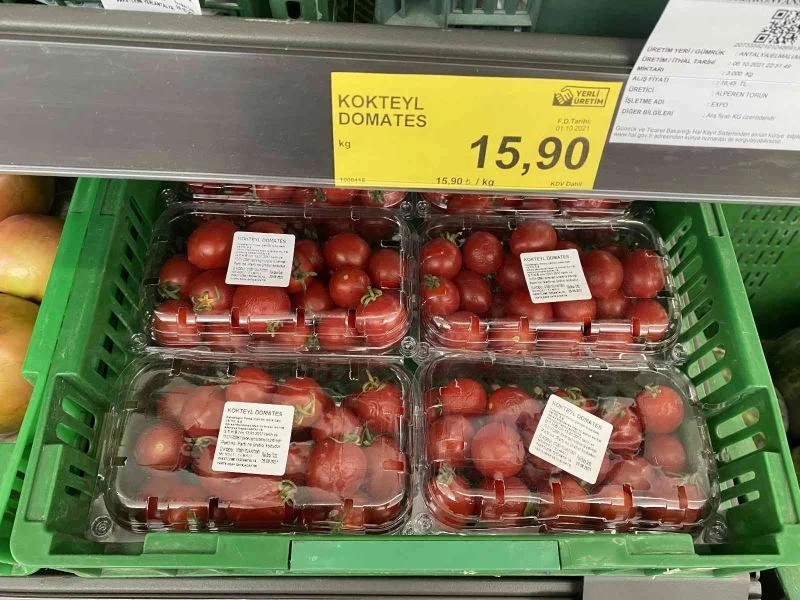 Ürettiği domatesin markette izini sürdü fiyatı görünce şok oldu
