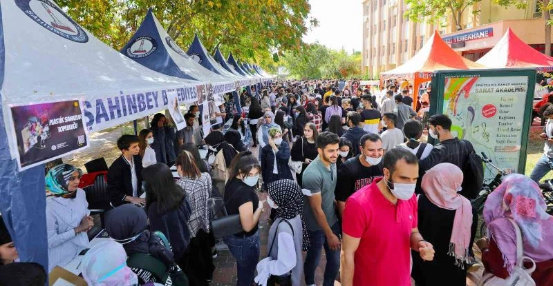 GAÜN topluluk tanıtımı ve üye kabulü etkinliğine yoğun ilgi
