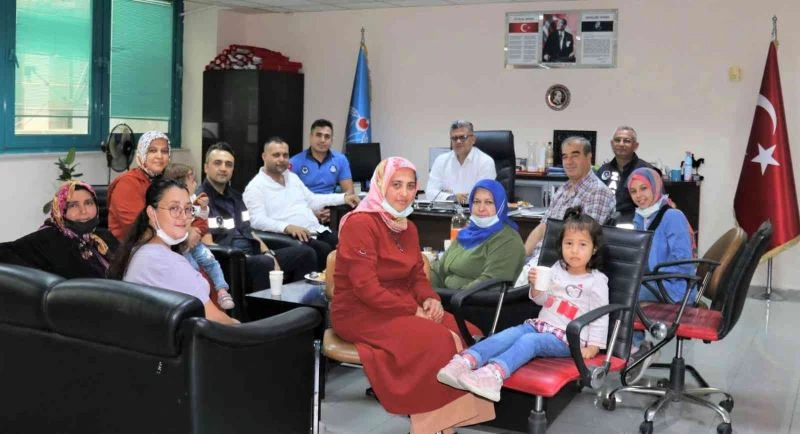 Vatandaşlardan zabıtaya teşekkür ziyareti
