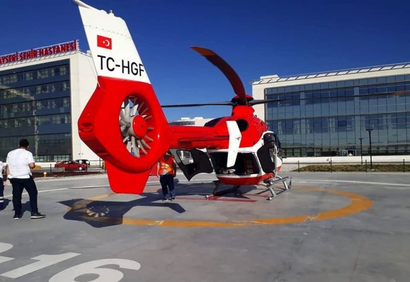 Kalp hastasının imdadına helikopter ambulans yetişti

