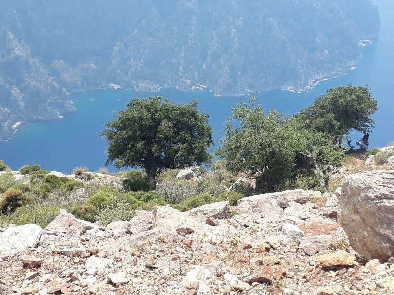 Hamile eşini kayalıklardan ittiği öne sürülen kocanın, tutukluluk haline devam kararı verildi
