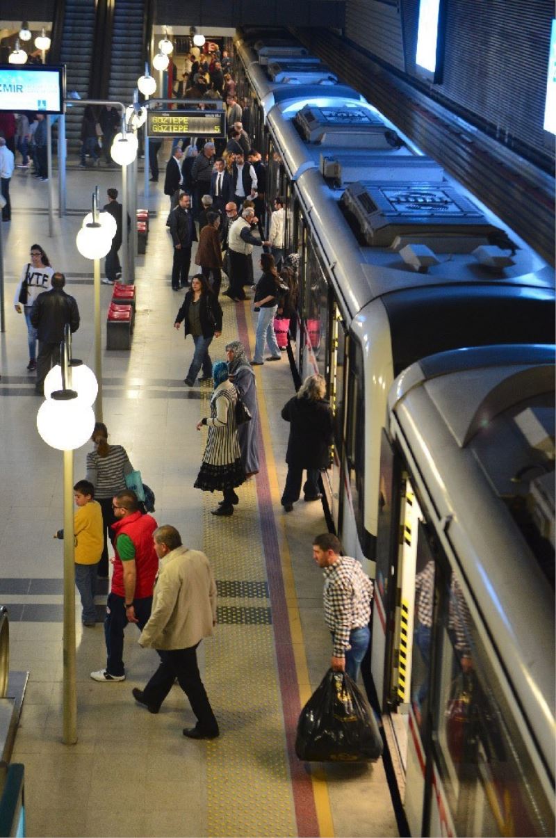 İzmir’de metro ve tramvay çalışanları greve gidiyor: Metro AŞ’den kritik açıklama
