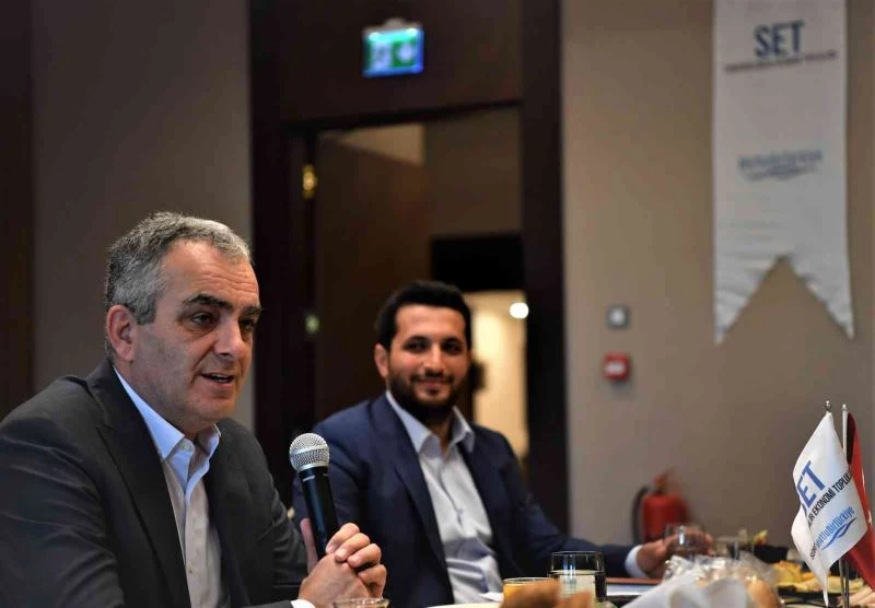 Başkan Esen: “Derdimiz, vatandaşın ‘verdiğimiz oy da vergi de helal olsun’ demesi”
