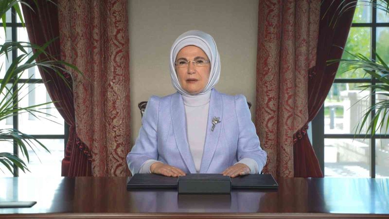 Emine Erdoğan: 