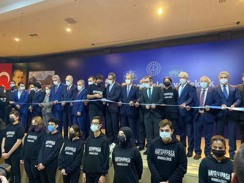 Milli Eğitim Bakanı Özer: “Bugün itibariyle tüm sınıfları kapalı olan hiçbir okulumuz bulunmamaktadır”
