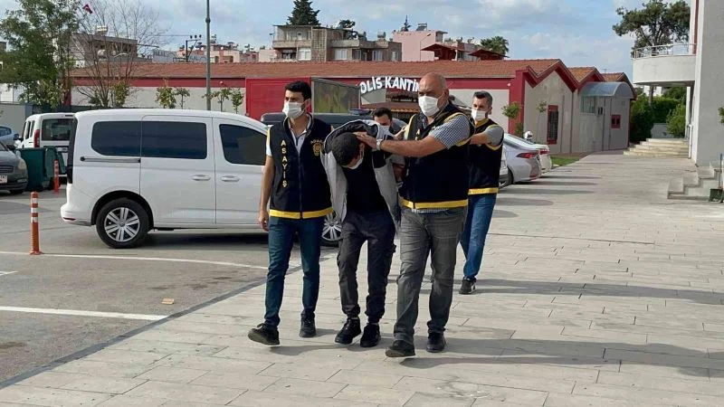 Sahte polis kimliğiyle narkotik uygulaması yaptılar
