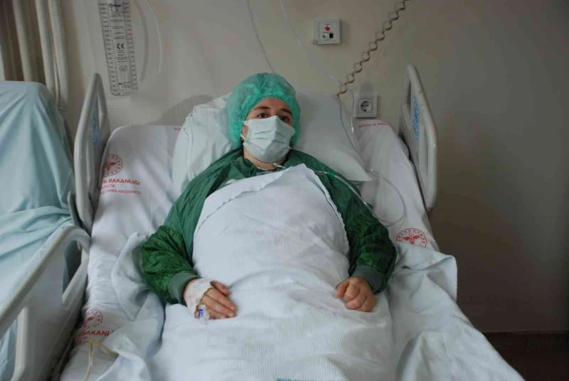 Hem genç hem hamile hem de aşısızdı: 