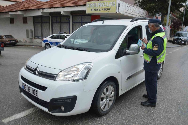 Gölhisar’da, ’öncelik yayanın’ uygulaması
