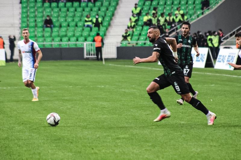 TFF 2. Lig: Sakaryaspor: 0 - Hekimoğlu Trabzonspor: 0

