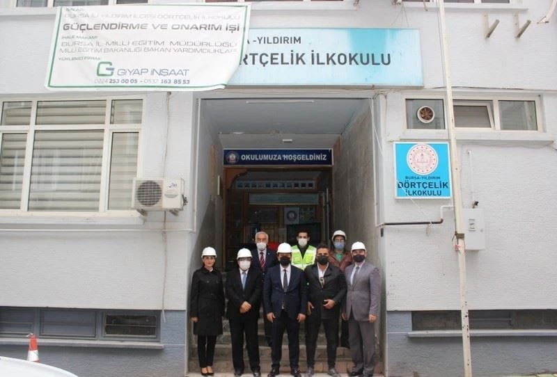 Bursa’da okul inşaatları hız kesmeden devam ediyor
