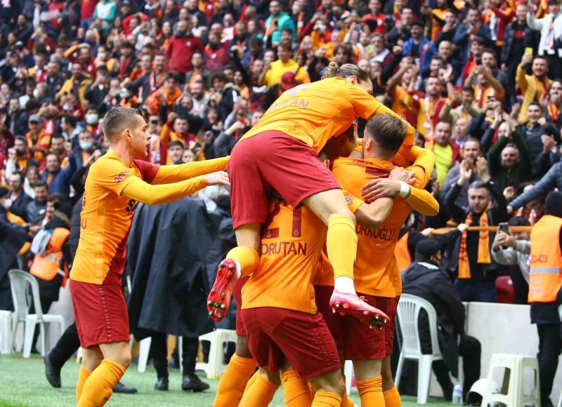 Galatasaray’dan üst üste 3. galibiyet
