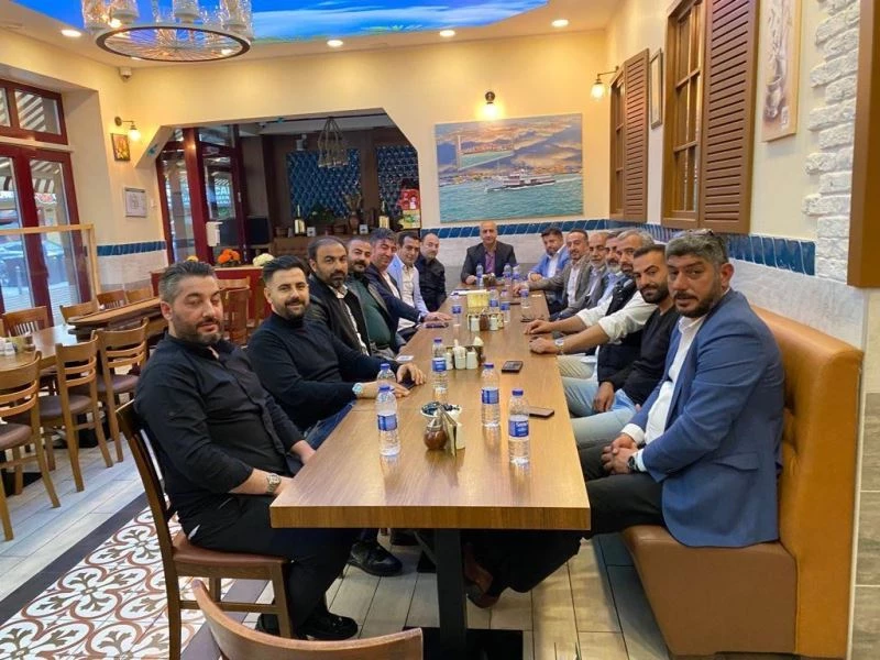 Avrupa Elazığlılar Derneği Başkanı Muharrem Akan güven tazeledi
