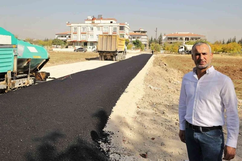 Aktoprak Mahallesi’nde yeni yollar asfaltlanıyor
