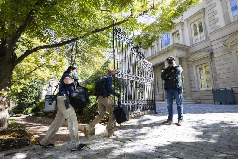 FBI’dan, Washington’daki Rus Oligark ve iş adamı Deripaska ile bağlantılı bir eve baskın
