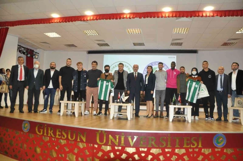 Keleş: “Asansör takım olmayacağız”
