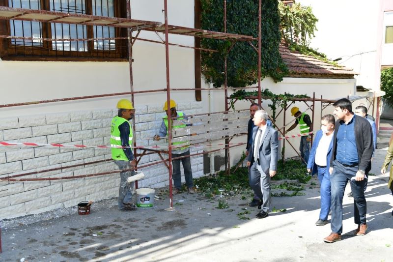 Başkan Çınar, sokak sağlıklaştırma çalışmalarını inceledi
