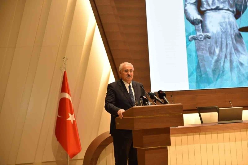 Yargıtay Başkanı Akarca: “Vergi suçlarında bölge adliye ve ilk derece mahkemelerinde uzmanlaşmaya gidilmesinin yararlı olacağına inanıyorum