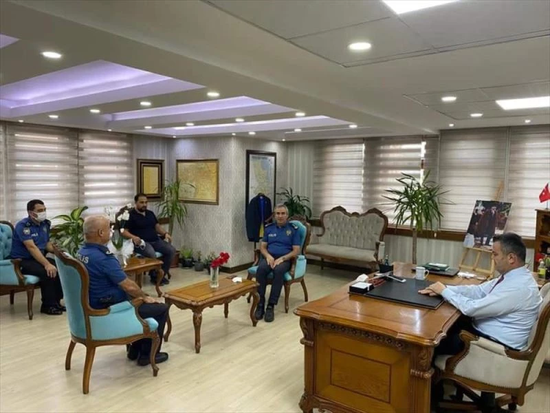 Tarsus İlçe Emniyet Müdürü Ebubekir Fil, Kaymakamı Otcu