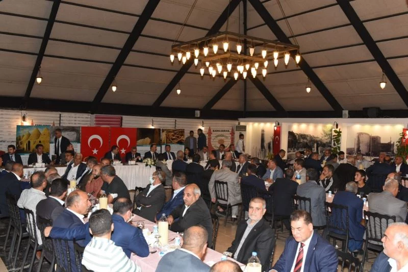 Şanlıurfalı yöneticiler  muhtarlar buluştu
