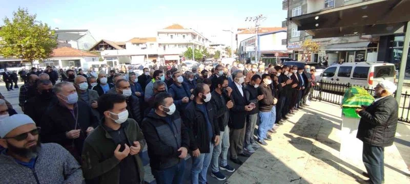 Ayağına kıymık battı, hayatını kaybetti
