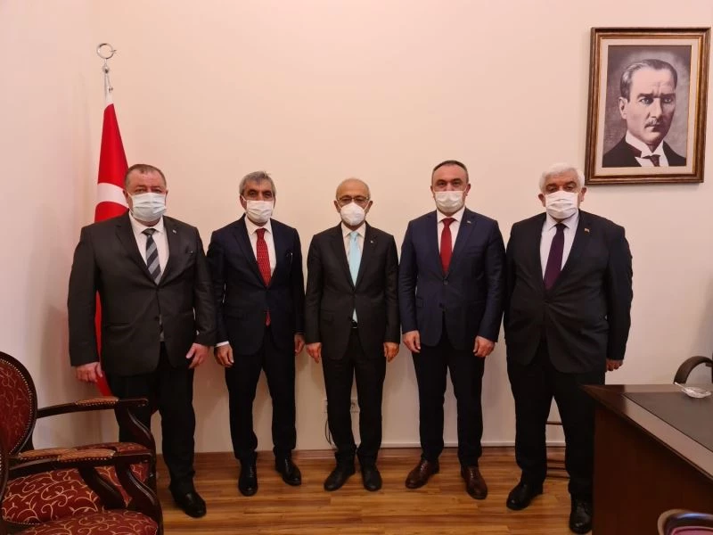 Kilis heyeti Bakan Elvan ile bir araya geldi
