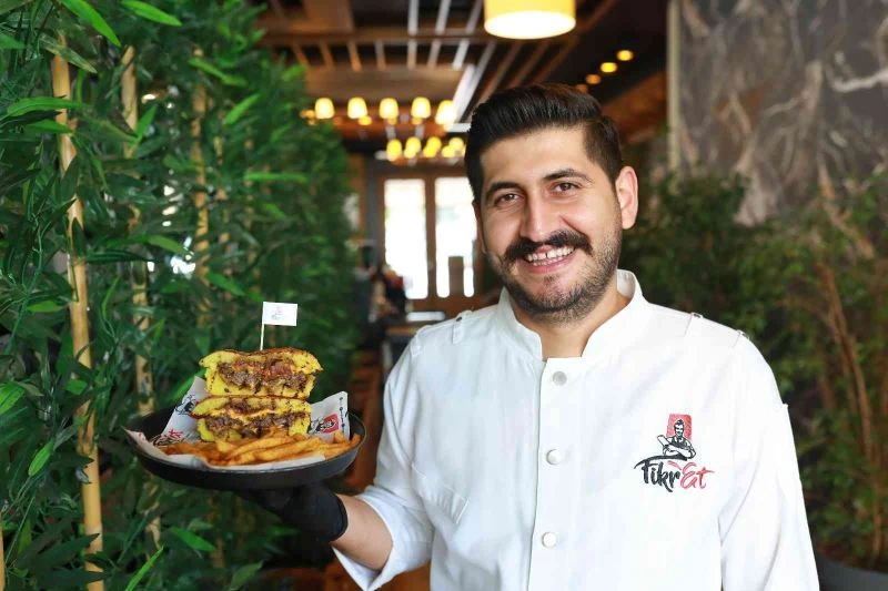 Fikret’ten lezzet avcılarına dev burger ve et sushi sürprizi
