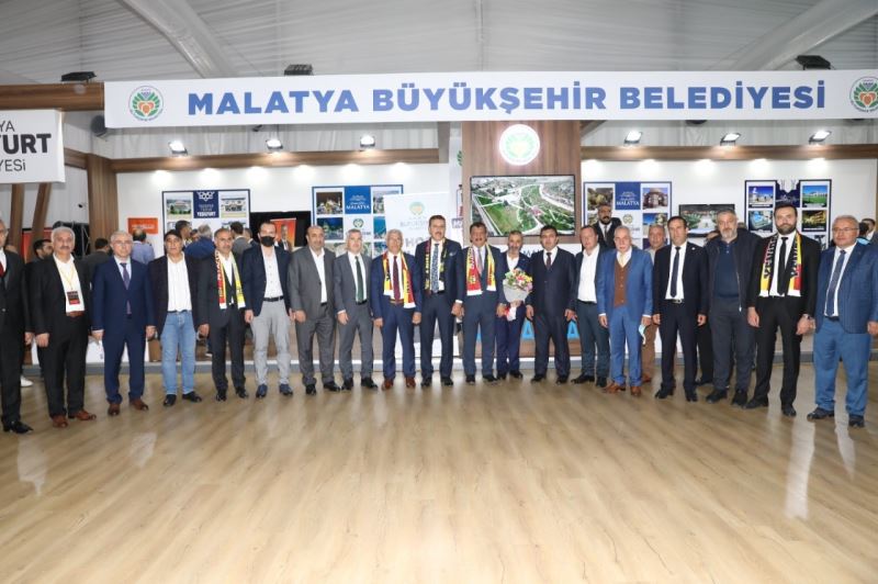 Başkan Gürkan,İstanbul’da yaşayan Malatyalılarla buluştu
