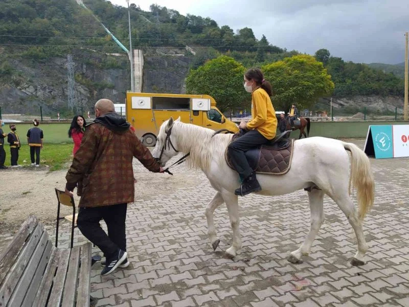 Selin yaşandığı Ayancık’ta öğrencilere etnospor motivasyonu
