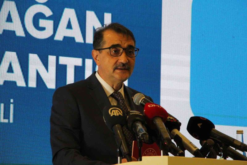 Bakan Dönmez: “Türkiye Petrolleri ve BOTAŞ’ın satılması söz konusu değildir”
