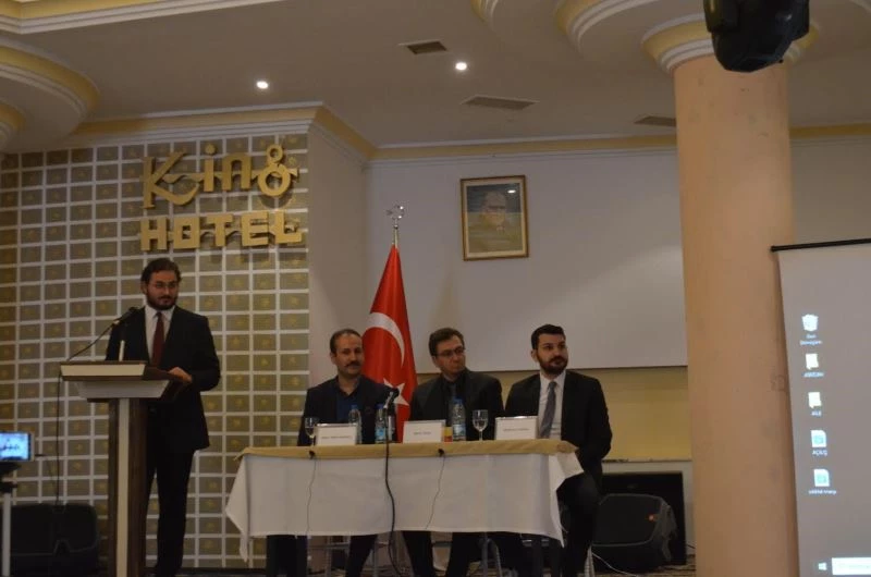 Azerbaycan-İran gerginliği panelde masaya yatırıldı

