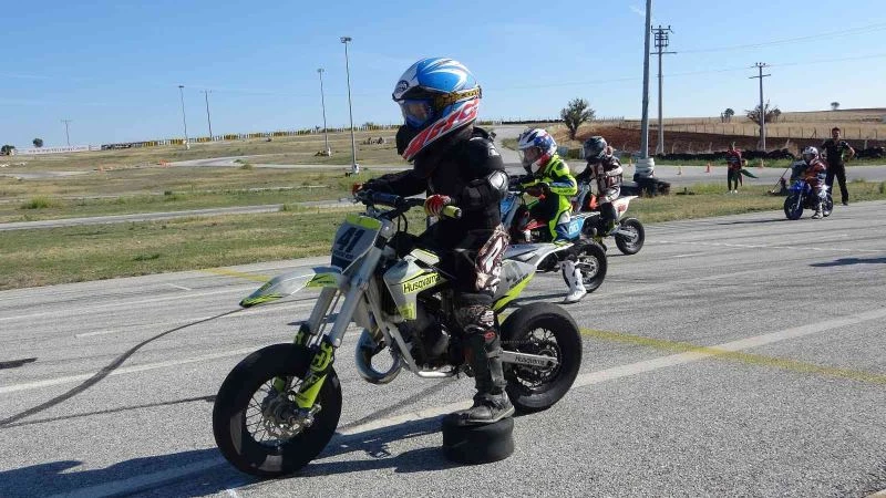 Türkiye Süpermoto Şampiyonasının dördüncü ayağı tamamlandı
