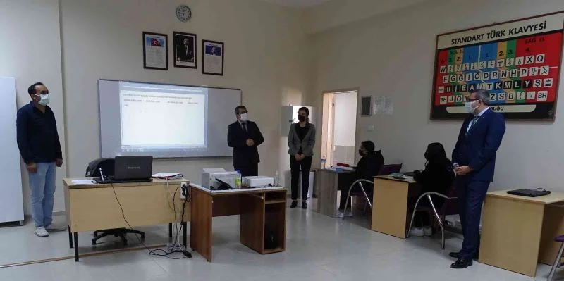 Kaymakam, Muzaffer Leman Akpınar Mesleki Ve Teknik Anadolu Lisesi’nde gençlerle buluştu
