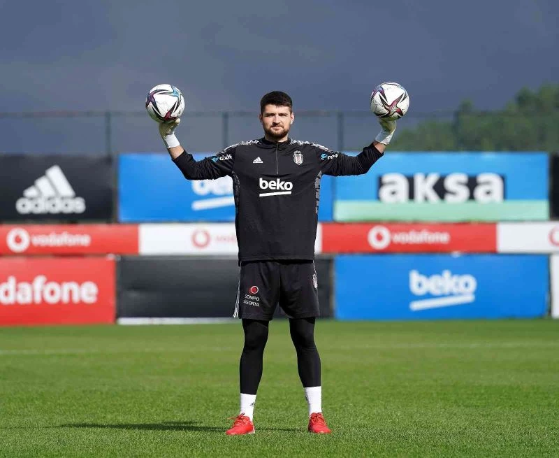 Ersin Destanoğlu: “Milli Takım beklediğim bir yer”
