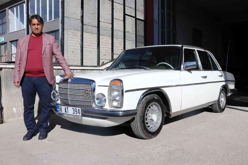 Klasik otomobiline gözü gibi bakıyor, teklifleri dinlemeden reddediyor
