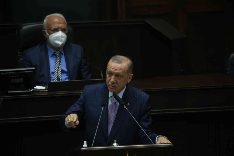 Cumhurbaşkanı Erdoğan: “CHP, terör örgütünün oyuncağı HDP’ye biat etti”
