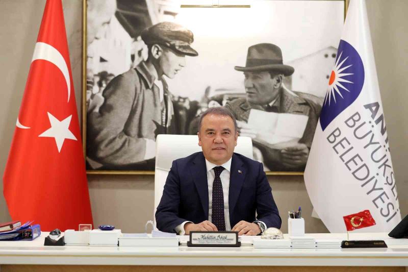 Başkan Böcek: “29 Ekim, Türk Milleti’nin yeniden doğuşunu da simgeliyor”
