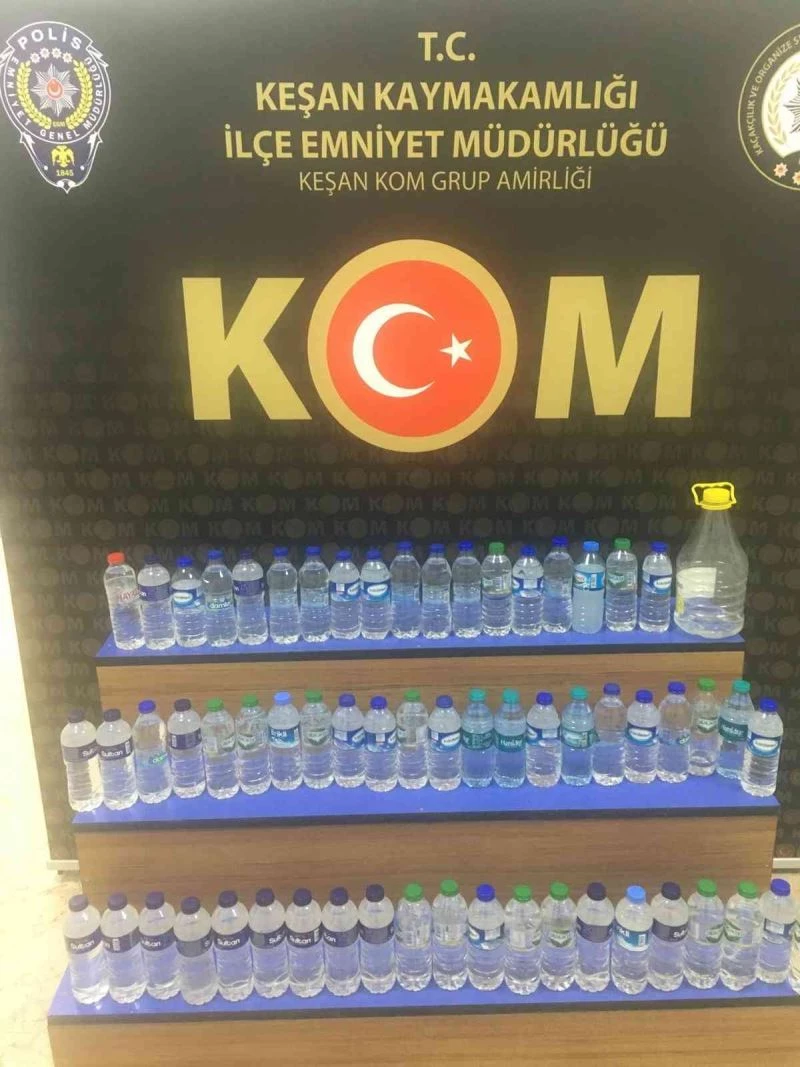 62 adet pet şişe içinde sahte rakı ele geçirildi
