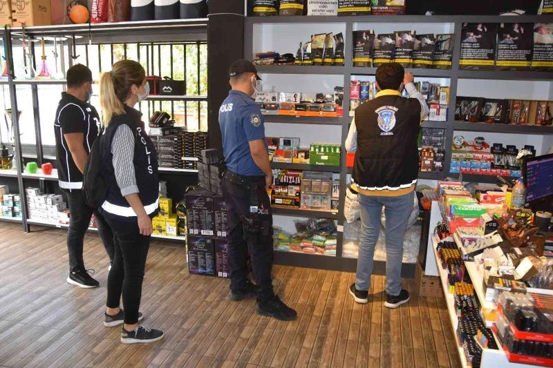 Antalya’da 392 polis servis araç ve okul çevrelerini denetledi
