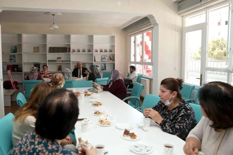 Hanımevi ilk misafirlerini ağırladı
