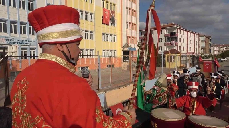 Tır üzerinde mehter takımlı 