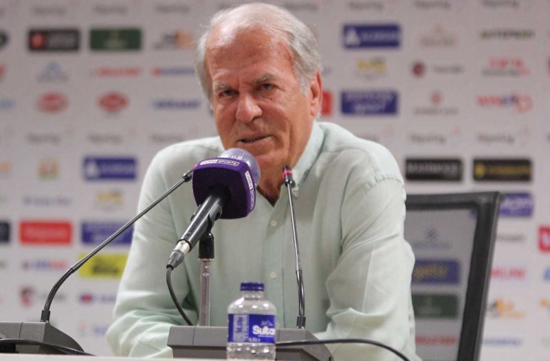 Mustafa Denizli: 