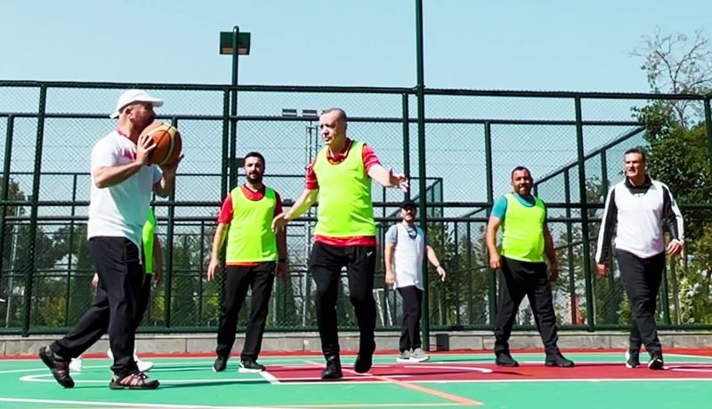 Cumhurbaşkanı Erdoğan basketbol maçı görüntülerini paylaştı
