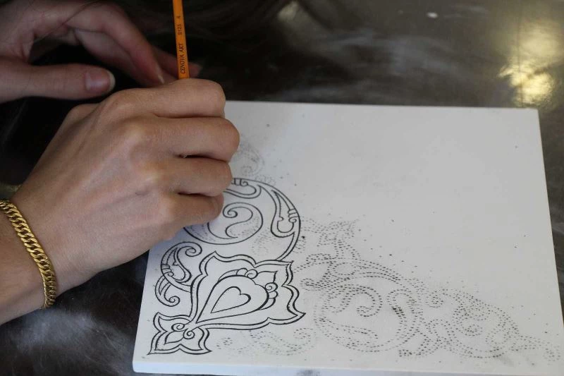 Çini ile telkari birleşti, ortaya birbirinden güzel eserler çıktı
