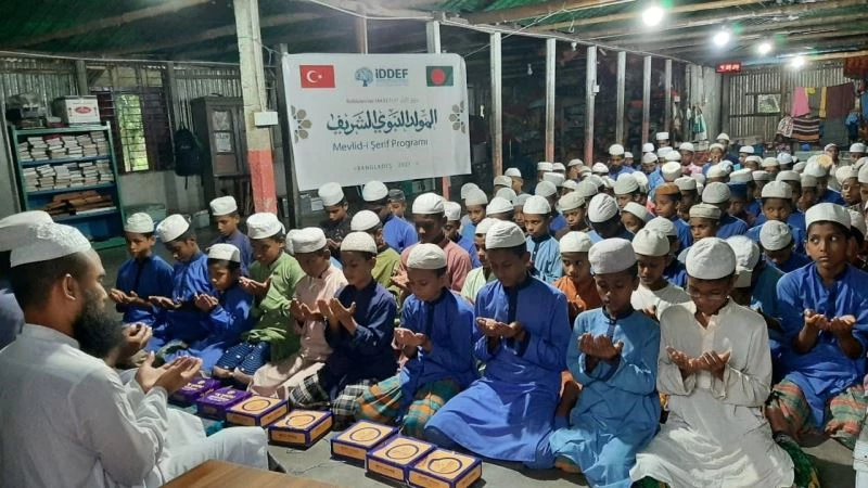 İDDEF medreselerinde Mevlid-i Şerif Gecesi

