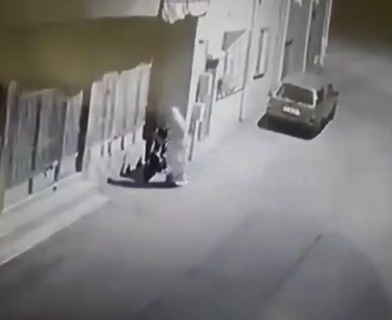 Hayalet hırsız beyaz çarşaf giydi, böyle çaldı
