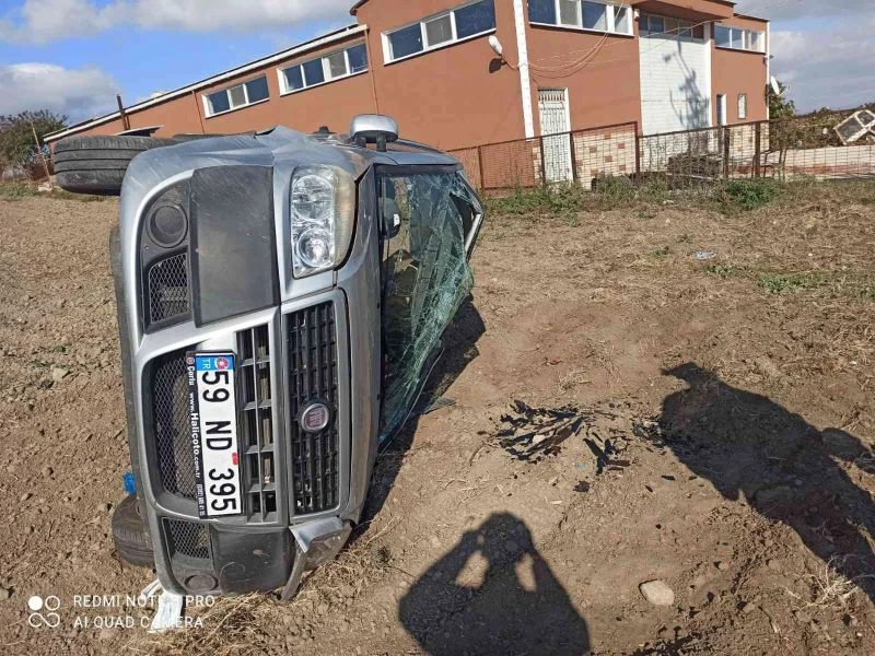 Köpeğe çarpmak istemedi, hastanelik oldu
