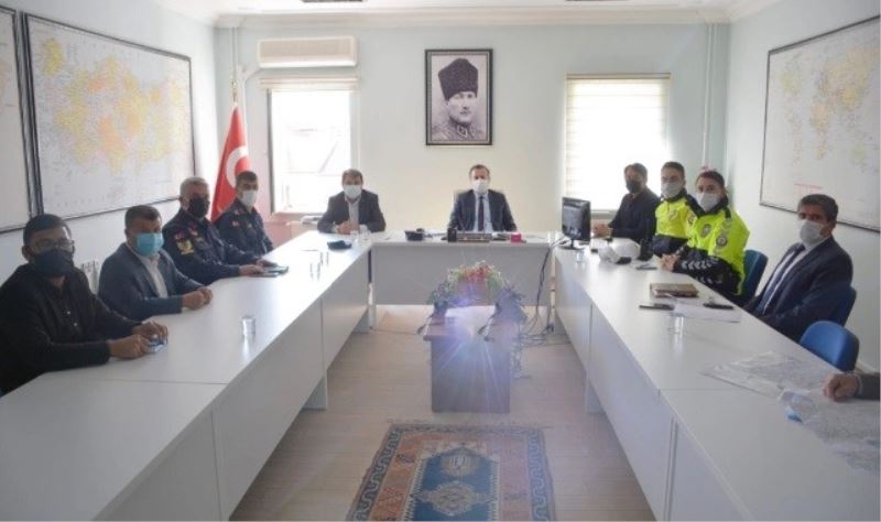 Dinar’da trafik komisyon toplantısı gerçekleştirildi
